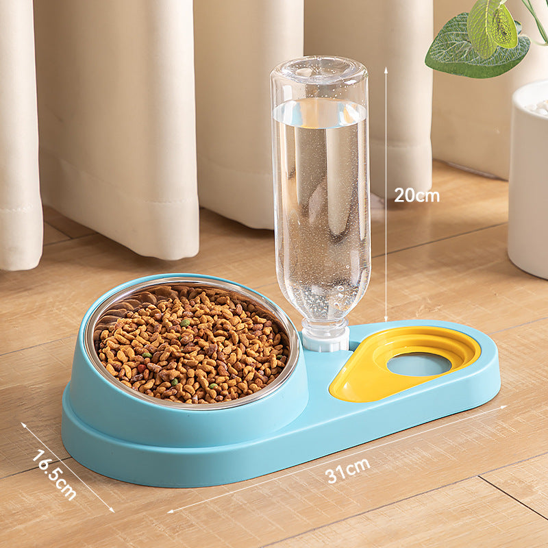 Pet feeding and water station with measurements on a wooden floor.