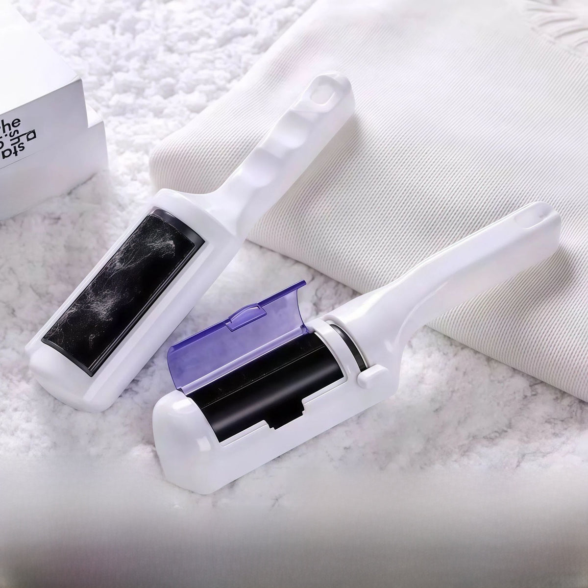 Reusable Fabric Lint Remover Brush